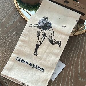 NWT! Vintage Inspired Classic Baseball Hand Towel